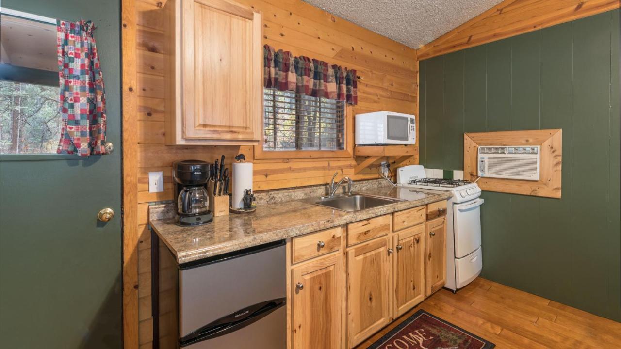 Whispering Pine Cabins Ruidoso Eksteriør billede